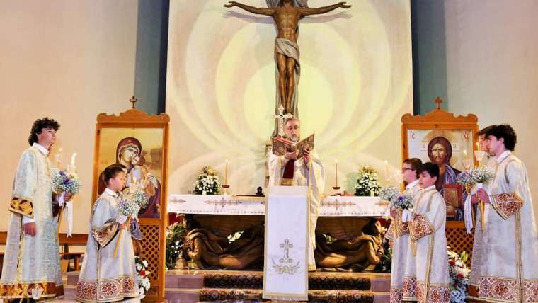 La Parroquia Santa Rita de Zaragoza se llena de vida en Pascua